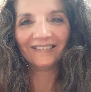 Meet your Posher, Karima